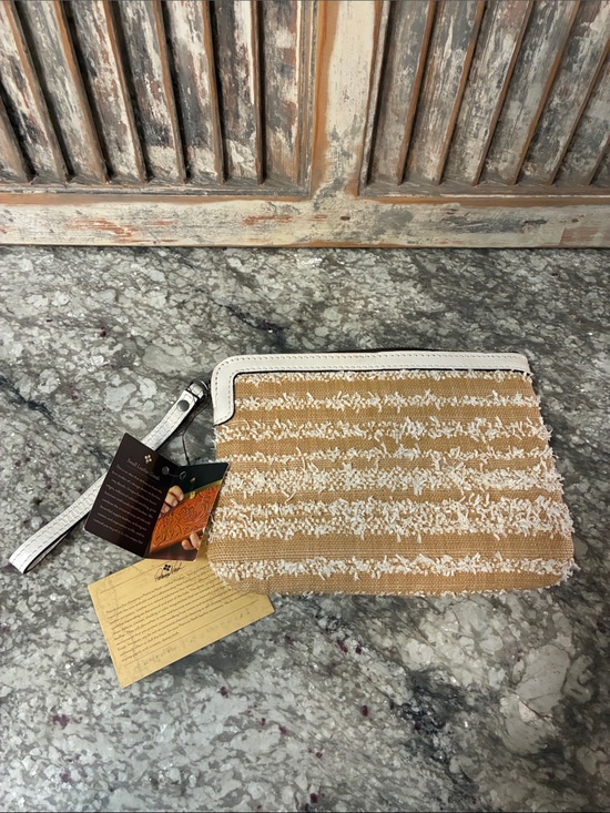 Handbags - Patricia Nash Ebbe Woven Straw Cassini Wristlet